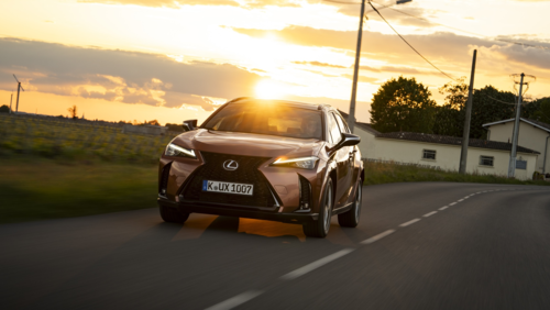 Lexus UX: Luksusowy crossover – konfiguracja gwarantująca najwyższą wartość rezydualną