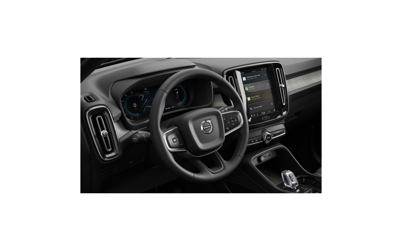 VOLVO XC40 Plus B3 Mild Hybrid