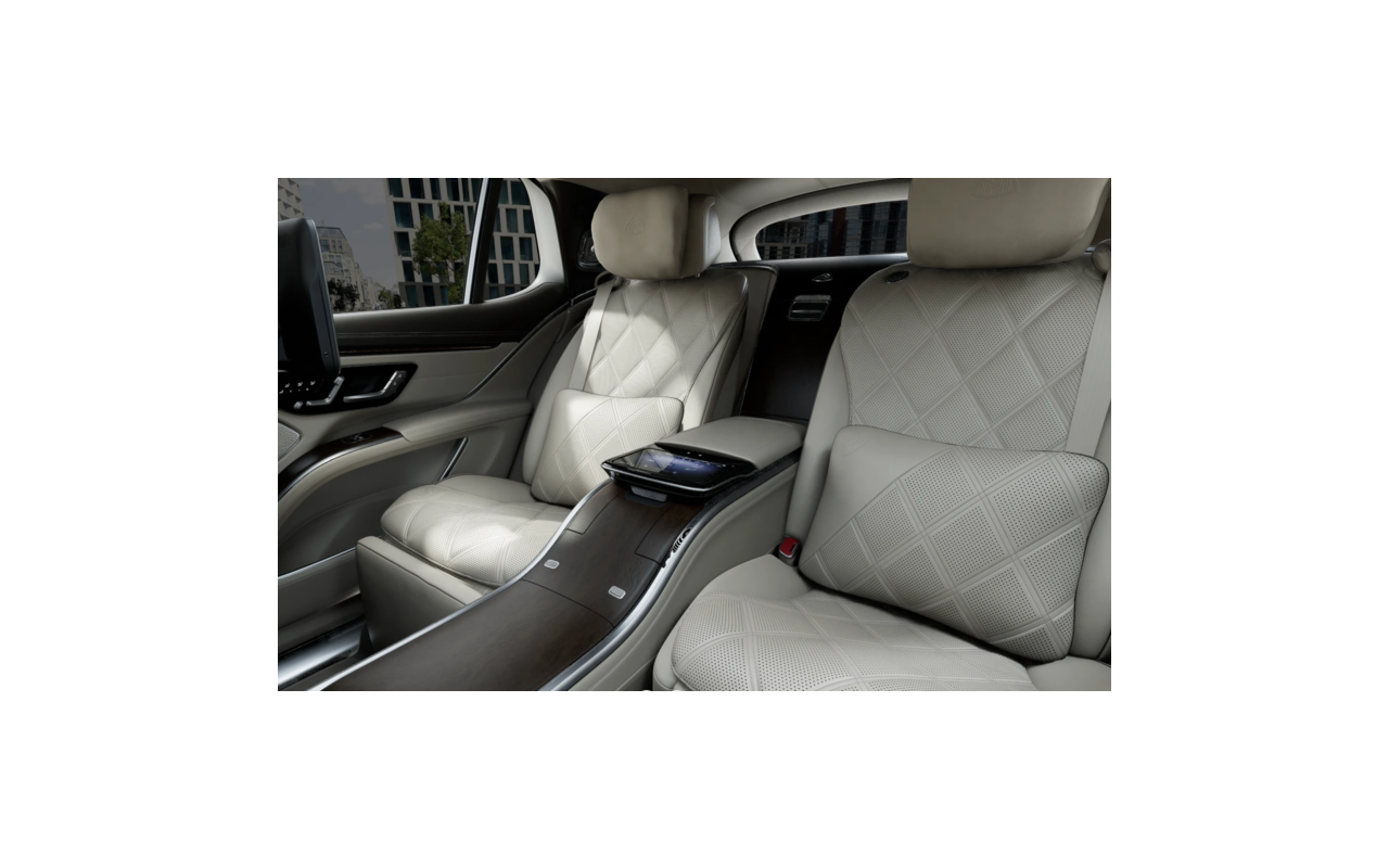 MERCEDES EQS SUV 680 Maybach 118 kWh