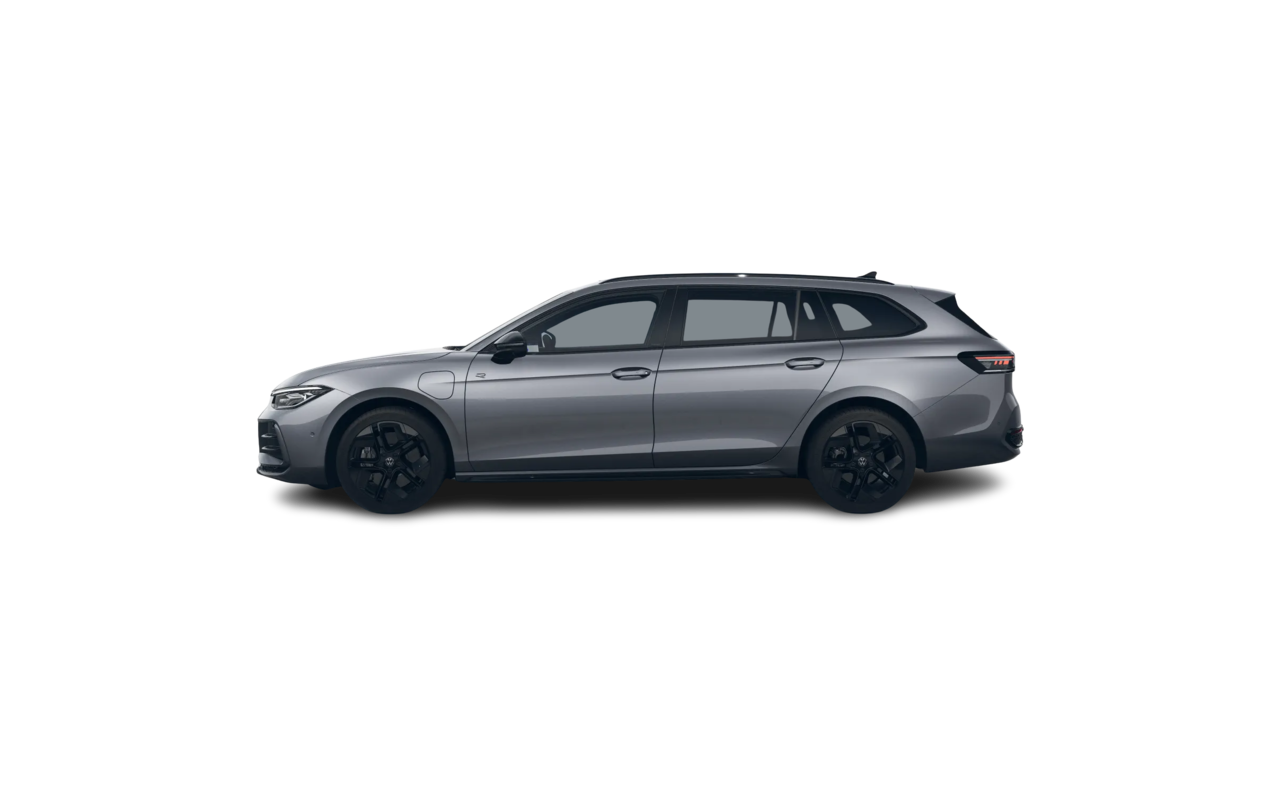 VOLKSWAGEN Passat R-Line Plus