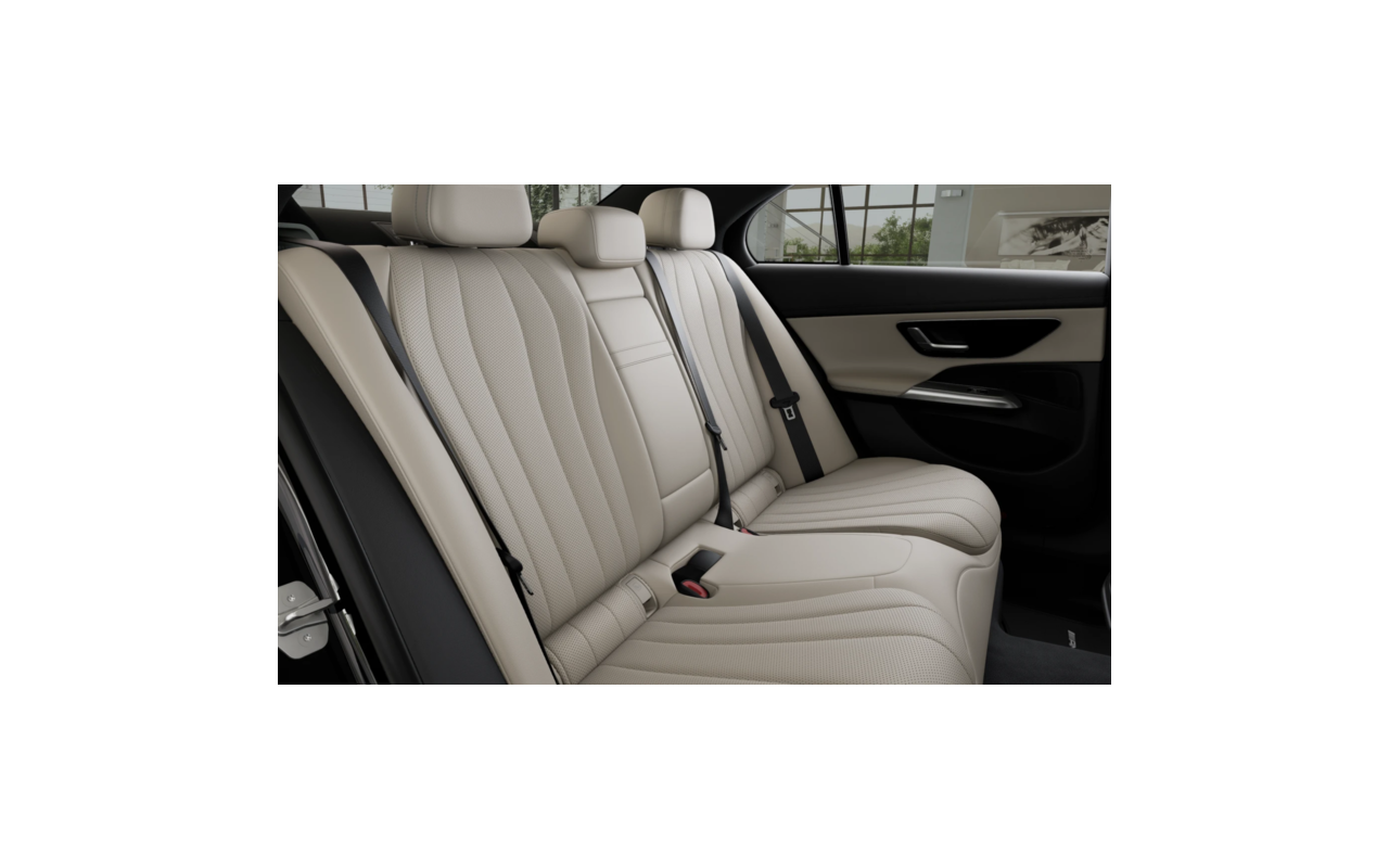 MERCEDES Klasa E Limuzyna E 200 4MATIC AMG Line