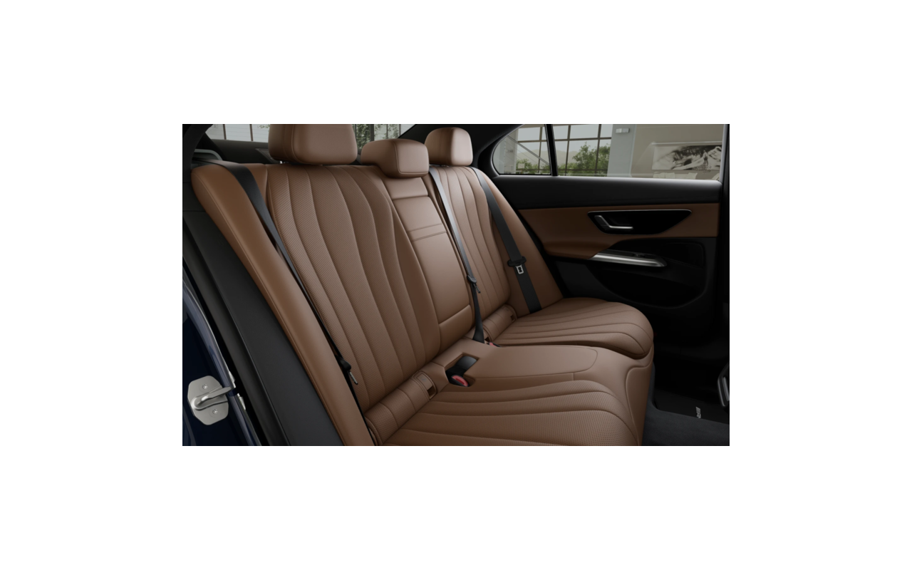 MERCEDES Klasa E Limuzyna E 220 d 4MATIC AMG Line