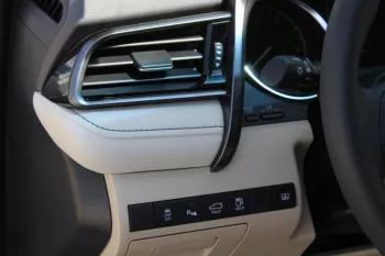 TOYOTA CAMRY GLE 2022 (EXPORT PRICE)