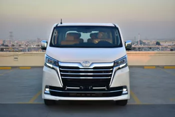 2023 MODEL TOYOTA GRANVIA PREMIUM 2.8L 6 SEAT AUTOMATIC