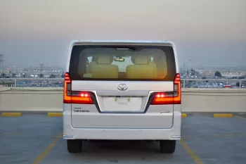2023 MODEL TOYOTA GRANVIA PREMIUM 2.8L 6 SEAT AUTOMATIC