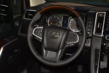 2023 MODEL TOYOTA GRANVIA PREMIUM 2.8L 6 SEAT AUTOMATIC