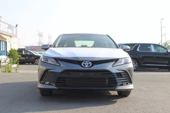Toyota Camry GLE 2.5L Model 2023 .