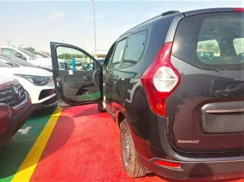 Renault Lodgy - Manaul - 7 Seats , Model 2023