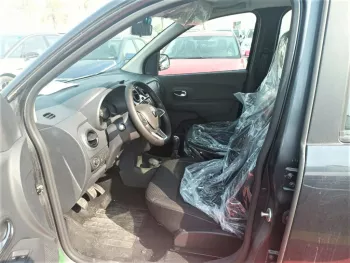 Renault Lodgy - Manaul - 7 Seats , Model 2023