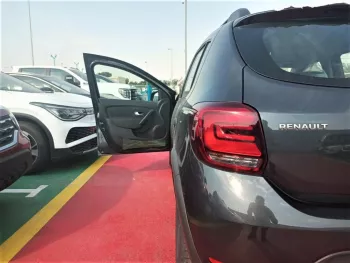 RENAULT STEPWAY - SANDERO 1.6L PETROL, MODEL 2023