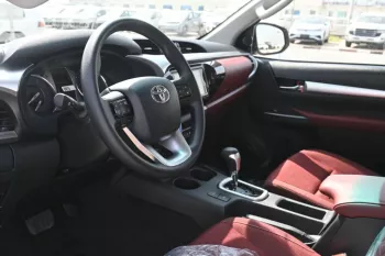 TOYOTA HILUX 2.7L PETROL AUTOMATIC 2023