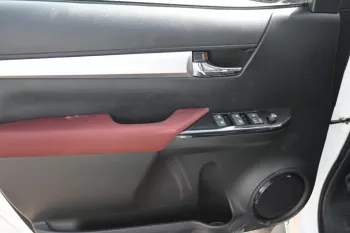 TOYOTA HILUX 2.7L PETROL AUTOMATIC 2023