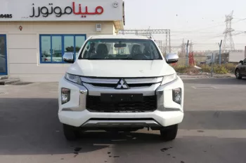MITSUBISHI L200 PETROL 2022