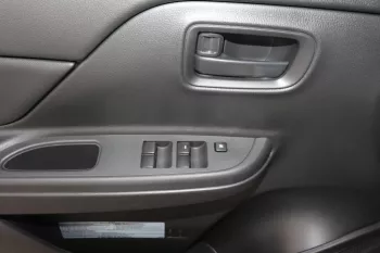 MITSUBISHI L200 PETROL 2022