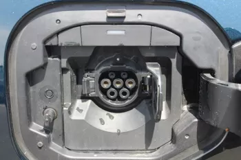 TOYOTA BZ4X LONGRANGE PRO ELECTRIC FWD