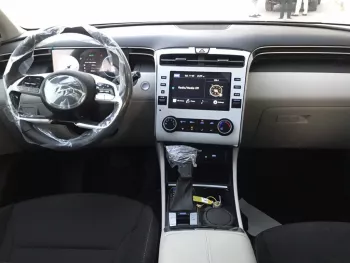 NEW 2023 HYUNDAI TUCSON 2.0L PETROL AUTOMATIC ZERO KM