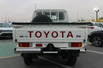 TOYOTA LAND CRUISER PICKUP 2023