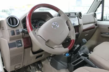 TOYOTA LAND CRUISER PICKUP 2023