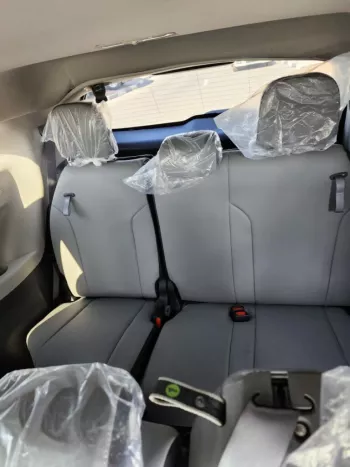 Toyota Sienna LE 4x4 grey 2021