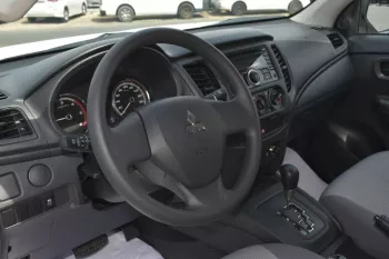 2023 MODEL MITSUBISHI DOUBLE CAB PICKUP 2.4L DIESEL 4WD AUTOMATIC