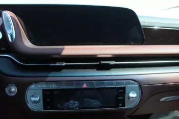 Hyundai Genesis G90 2023 model black color
