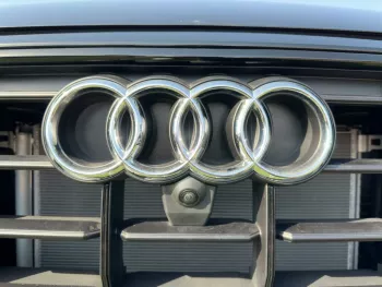 2022 Audi Q8 S-line 3.0 L 4WD