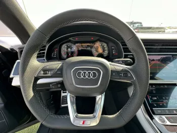 2022 Audi Q8 S-line 3.0 L 4WD