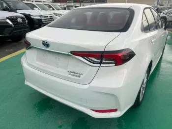 TOYOTA COROLLA HYBRID 1.8L, AT, MODEL 22, FULL OPTIONS