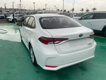 TOYOTA COROLLA HYBRID 1.8L, AT, MODEL 22, FULL OPTIONS