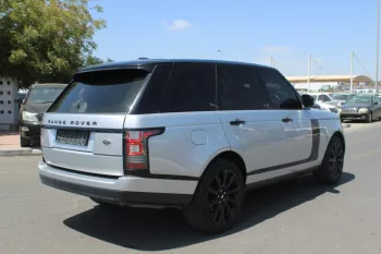 2015 RANGE ROVER HSE 4.0L AWD (USED CAR)