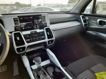 KIA SORENTO 2.5L MODEL 2023 AUTO TRANSMISSION