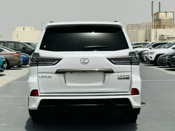 Lexus Lx 570 white 11-2021 BLACK EDITION 15288 KM