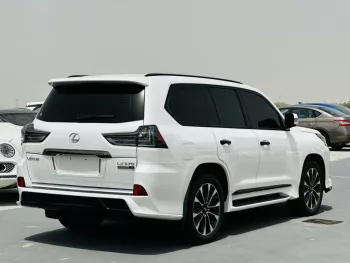 Lexus Lx 570 white 11-2021 BLACK EDITION 15288 KM