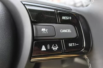 HONDA ENS1 BLACK INSIDE WHITE