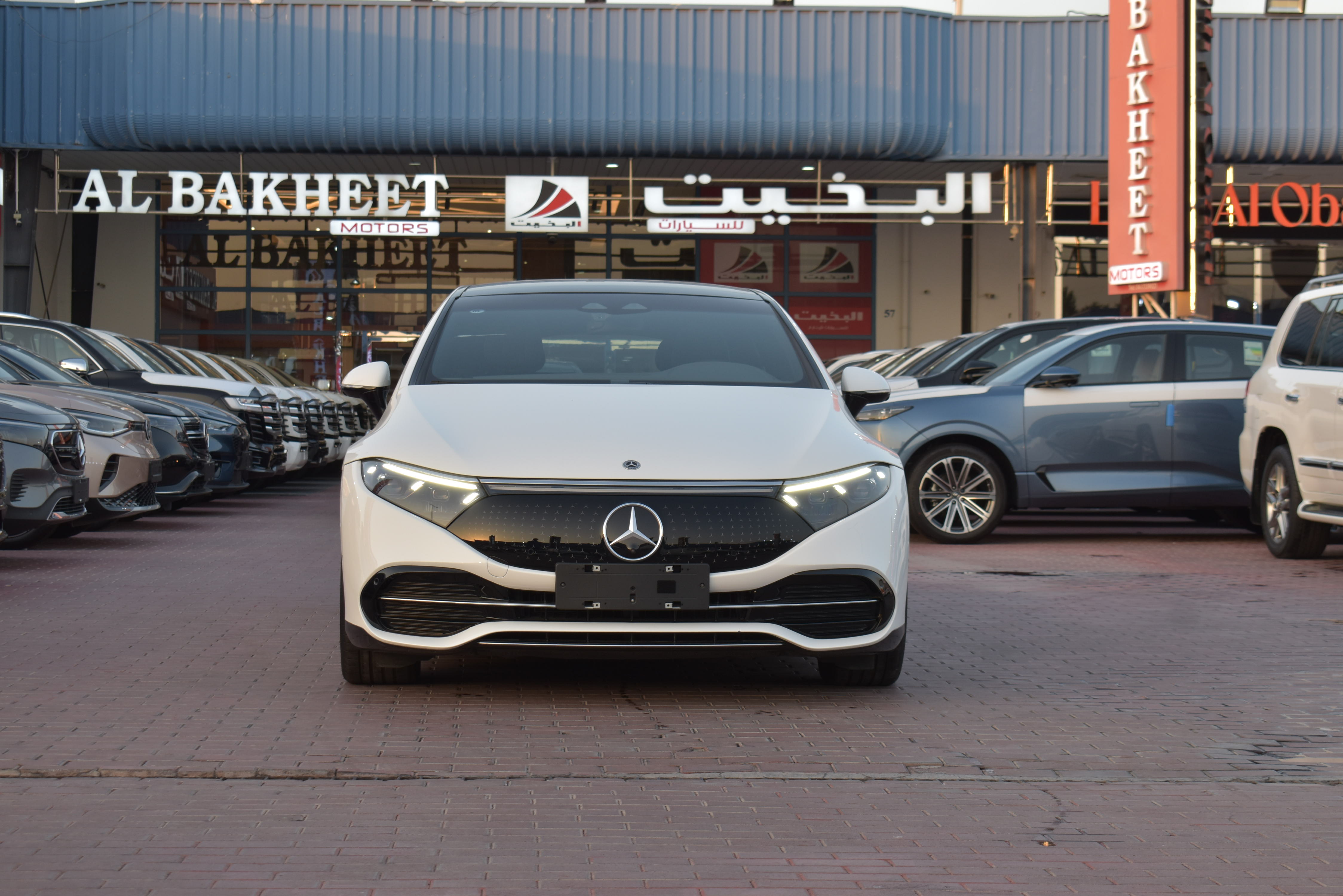 ALBAKHEET Motors dealership logo
