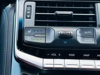Land Cruiser VXR 3.5L TT HI OPTION BLUE 3-2023