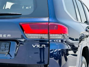 Land Cruiser VXR 3.5L TT HI OPTION BLUE 3-2023