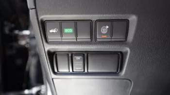 NISSAN PETROL LE PLATINUM 2023 V8 5.7L