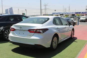 2022 Toyota Camry GLE (XV70)