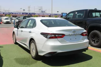 2022 Toyota Camry GLE (XV70)