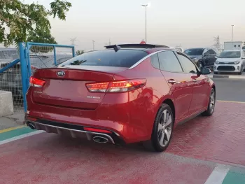 KIA OPTIMA RED 2.0L 4CY 2018