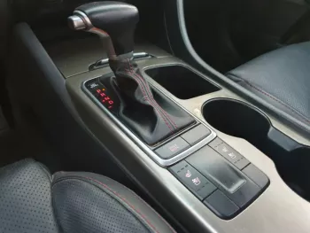 KIA OPTIMA RED 2.0L 4CY 2018