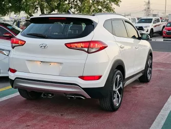 HYUNDAI TUCSON WHITE 1.6L 4CY 2018