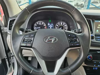 HYUNDAI TUCSON WHITE 1.6L 4CY 2018