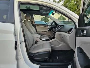 HYUNDAI TUCSON WHITE 1.6L 4CY 2018