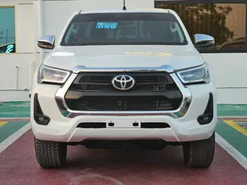 TOYOTA HILUX WHITE 2.4L 4CY 2022