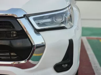 TOYOTA HILUX WHITE 2.4L 4CY 2022