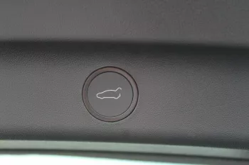Tesla Y Series Standard Option 2022