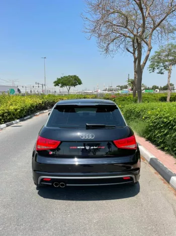 Audi A1 FWD 2011