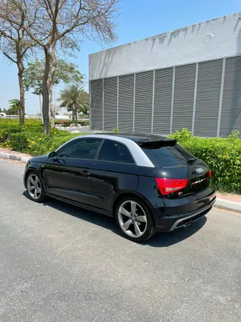 Audi A1 FWD 2011